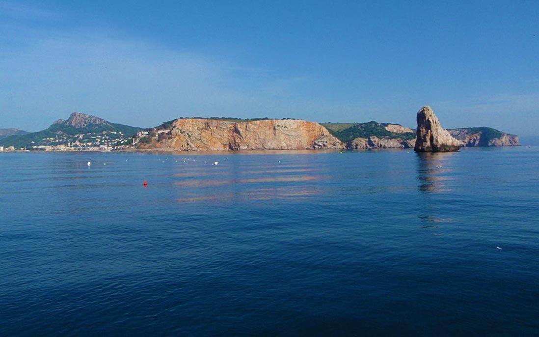 Appartement A 3 Minutos De La Playa. Cerca Del Centro à L'Estartit Extérieur photo
